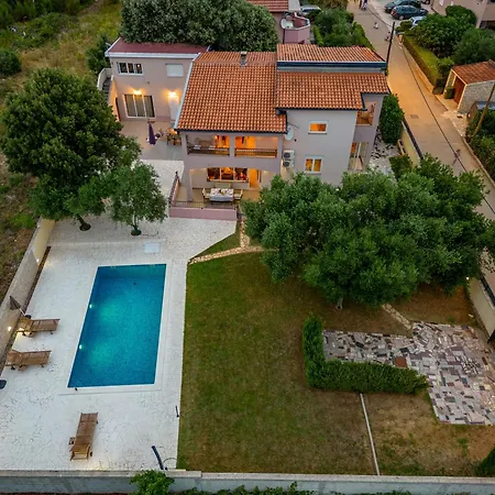 Villa Villa Fresia *